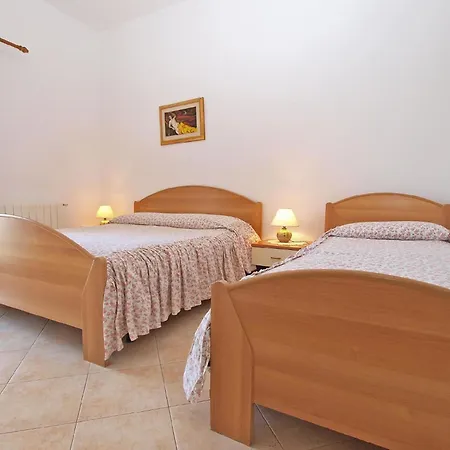 Apartment Fuer 4 Personen Ca 52 Qm In Banjole, Istrien Istrische Riviera