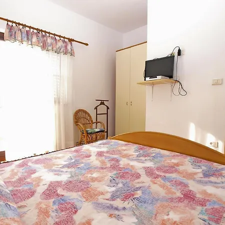 Apartment Fuer 4 Personen Ca 52 Qm In Banjole, Istrien Istrische Riviera